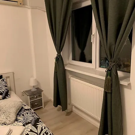 Diamond Apartment