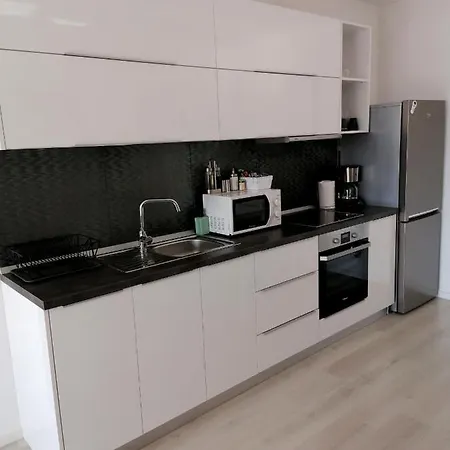 Diamond * Bucureşti