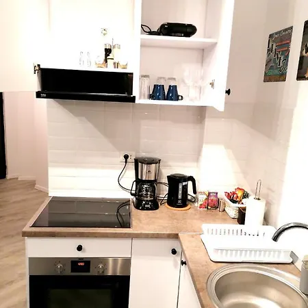 Diamond * بوخارست